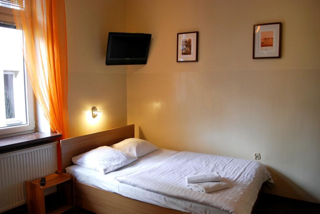 Aparthotel Kadetus Krakow Exterior photo