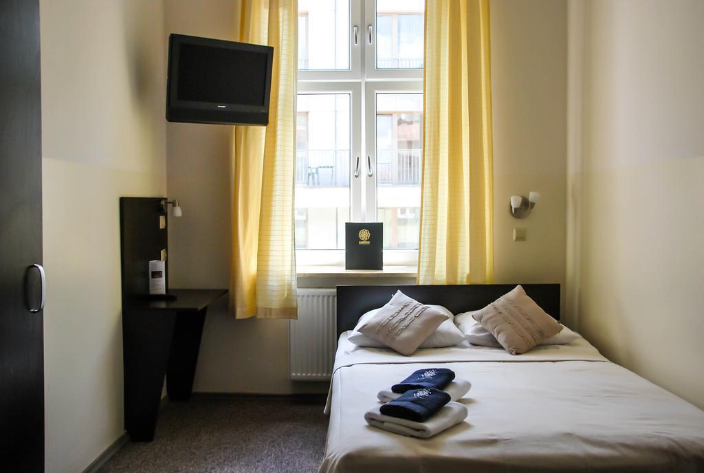 Aparthotel Kadetus Krakow Exterior photo