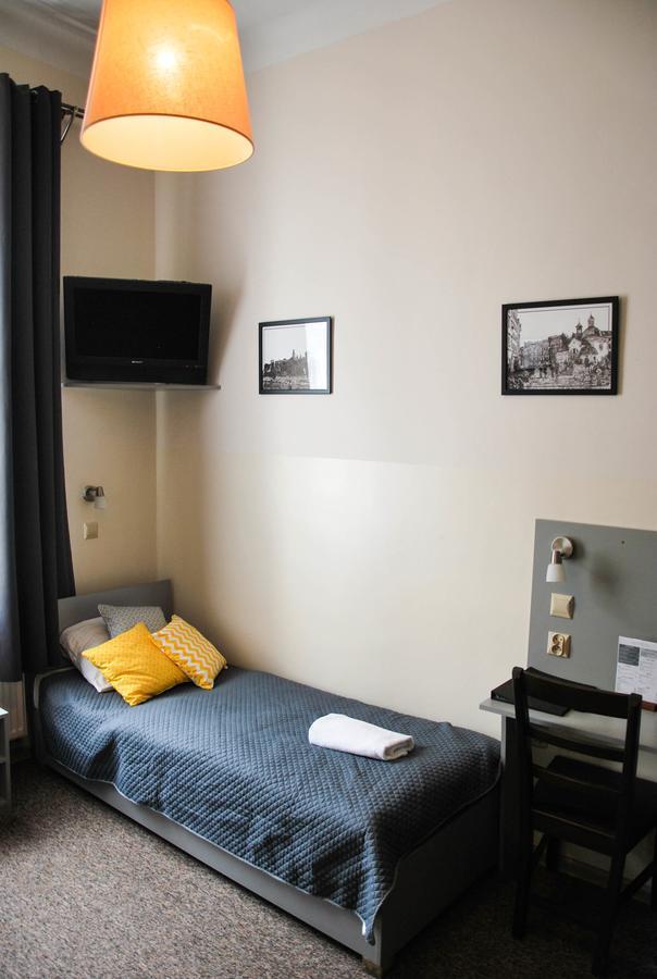 Aparthotel Kadetus Krakow Exterior photo