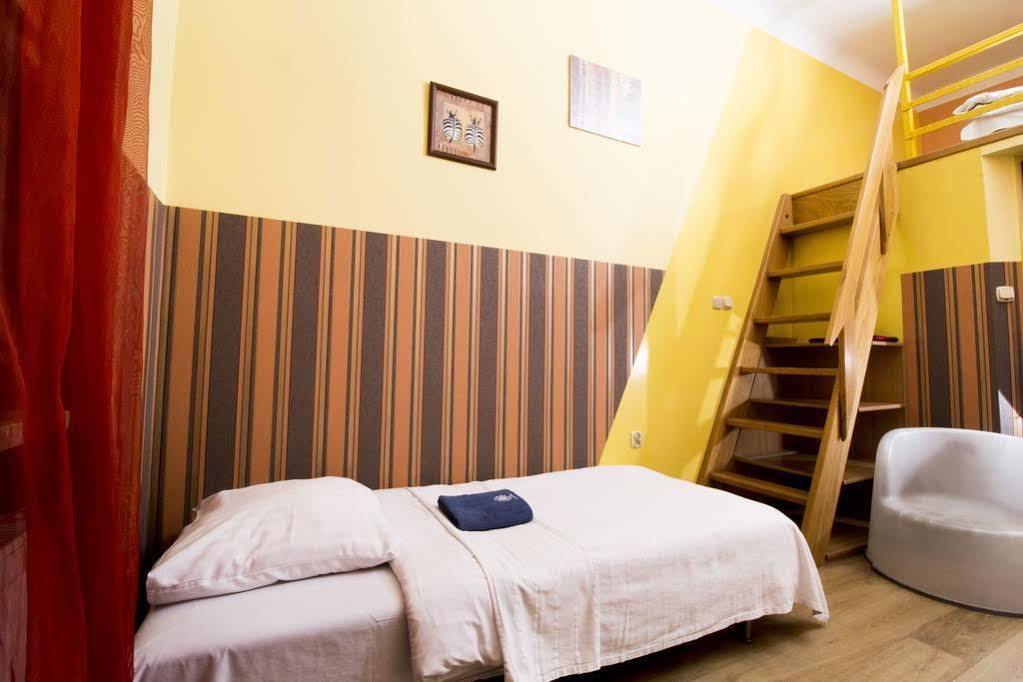 Aparthotel Kadetus Krakow Exterior photo